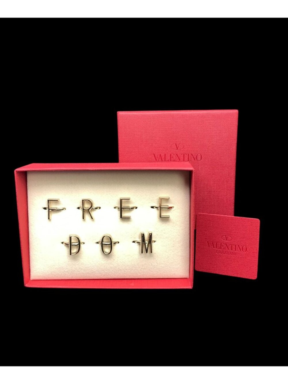New Valentino Garavani FREEDOM 7 Ring Set Gold Tone Box Card $675 Rare